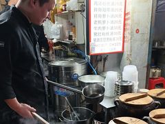 -燕子煨汤(山海关路店)