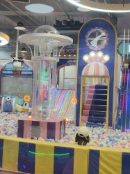 -多奇妙乐园·淘气堡·电玩·抓娃娃(海口吾悦店)