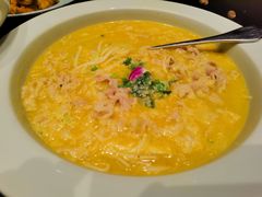 黄汁酸汤浸肥牛-港丽餐厅(高德置地店)