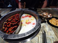 -销魂美蛙鱼头火锅(上海首店)