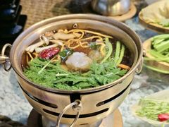 -慢丽江·云南野生菌土鸡锅(西山店)