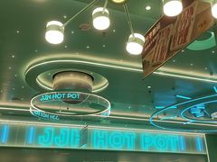 -季季红火锅(柳州城中万达二店)