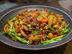 鱿鱼肥肠干锅-六月雪干锅(涪城万达广场店)