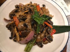 黑胡椒牛油蘑菇-苏梅花园(群星城店)