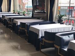 -马克西姆俄罗斯餐厅(通亚街店)