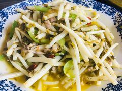 太湖芦苇根炒肉丝-呼吸森林·生态农庄农家乐私房菜