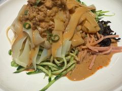 肉丝大拉皮-双合园·海鲜水饺青岛菜(万佳广场店)