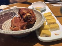 -95号酱骨·一块豆腐(展春园西路店)