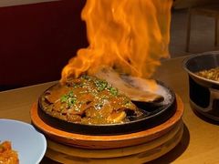 招牌田园火焰牛肋骨-蜜桃餐厅·伴山(湖滨商业街店)