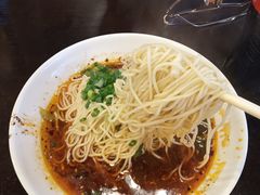 -重庆小面·抄手(解放碑好吃街店)