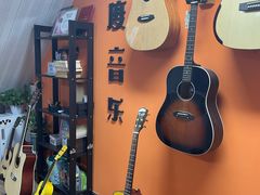 -八度音乐吉他教室(汉广店)