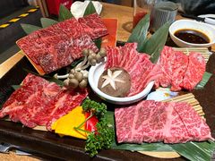 -炼火烤肉店