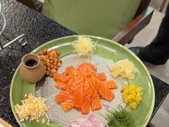 -得意咚瓜·顺德鱼生·冬瓜火锅(深圳首店)