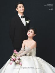 -雪中彩影婚纱摄影·微光艺术中心