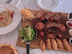 牛排拼盘-火车头法国西餐厅