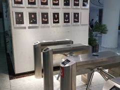 -格易美游泳馆健身房(新昆仑店)