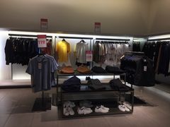 -ZARA(凯德乐峰广场店)