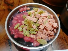 -成都你六姐·牛肉冒菜(信泰中心商场店)