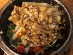 石锅牛蛙-新白鹿餐厅(百联中环店)