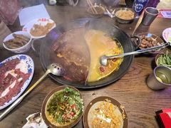 -萍姐火锅·公路夜市(武汉首店)