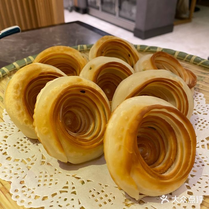 闫府私房菜·百年鲁菜(恒隆店)老济南油旋图片