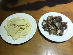 -黑鸡小馆(金源店)