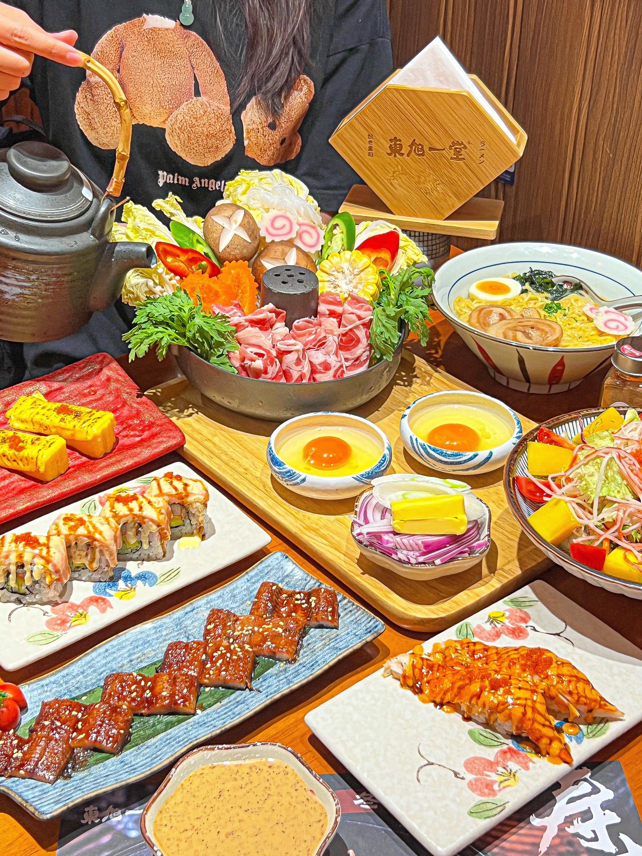 谁能拒绝冬日里漫画版的日式寿喜烧啊啊啊?