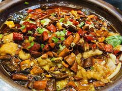 -东口码头·烧鸽子·鱼头泡饼·地方菜(金鹰悦城店)