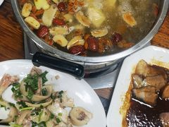 -广宁炭炉鸡煲·富临门饭店