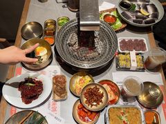 -草家酱蟹炭火烤肉店(珲春南路一店)