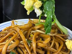 -珠宝街老左杂酱面馆