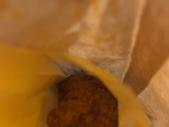 -麦当劳(上海虹桥站30B检票口楼上)