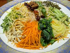 -老码头黑皮肘子锅包肉(赣水路店)