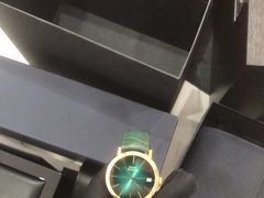 -聚云奢二手奢侈品黄金手表包包回收·中古店(三里屯总店)
