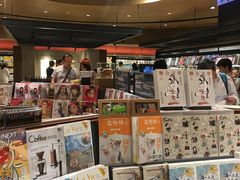 -诚品(信义店)