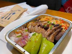 -JINNS锦时 steak&pizza(浸信会礼拜堂旧址店)