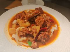 沙湾大盘鸡-西域盛宴烧烤新疆菜清真餐厅(古美店)