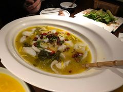 金汤酸菜鱼-绿茶餐厅(昆明世纪金源店)