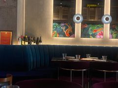 -Brut Eatery Wine Bar & Restaurant (建国东路店)