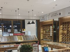 -宝丽眼镜(湖墅店)