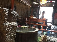 大堂-三道苗苗鱼·美蛙黄辣丁(八里店)