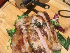 炭烧猪颈肉-小大董·烤鸭(凤凰汇店)