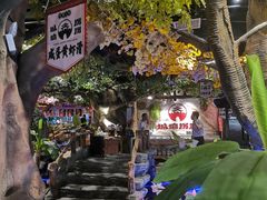 -城墙拐拐火锅(三峡广场黑金冠店)