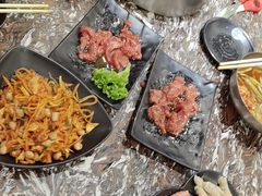 -啊美丽炭火烤肉(滑翔一店)