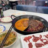 今天火锅吃撑了，超满足