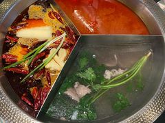 -廖掌柜·重庆鲜货火锅(上海首店)