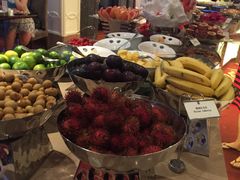 -荣誉国际酒店-云顶旋转餐厅