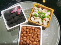 -东口码头·烧鸽子·鱼头泡饼·地方菜(金鹰悦城店)