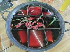 -正南齊北重庆老火锅(光华村直营店)
