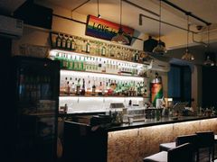 -Mx.cocktail bar